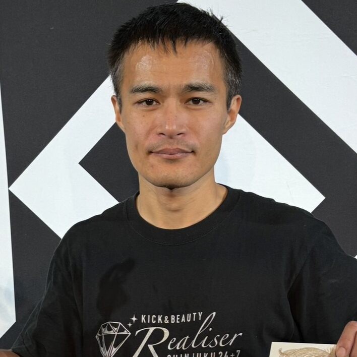 汐満 拓真（Realiser studio）